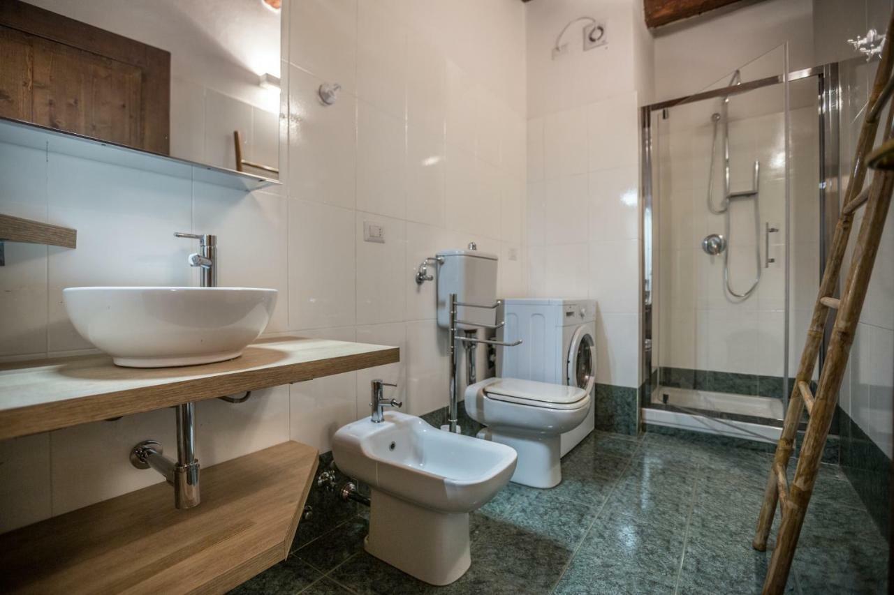 Palazzo Bocchi - The Place Apartments Bolonya Dış mekan fotoğraf