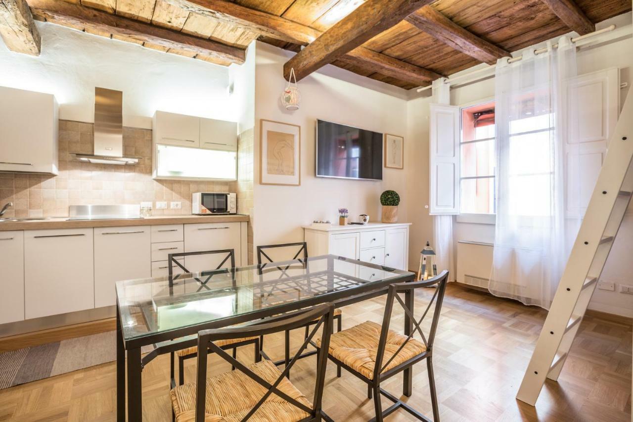 Palazzo Bocchi - The Place Apartments Bolonya Dış mekan fotoğraf