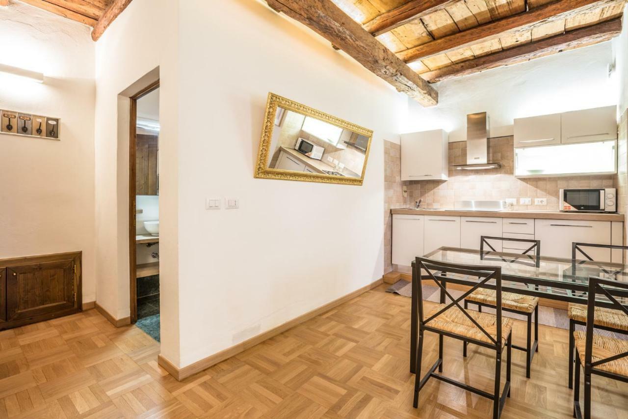 Palazzo Bocchi - The Place Apartments Bolonya Dış mekan fotoğraf