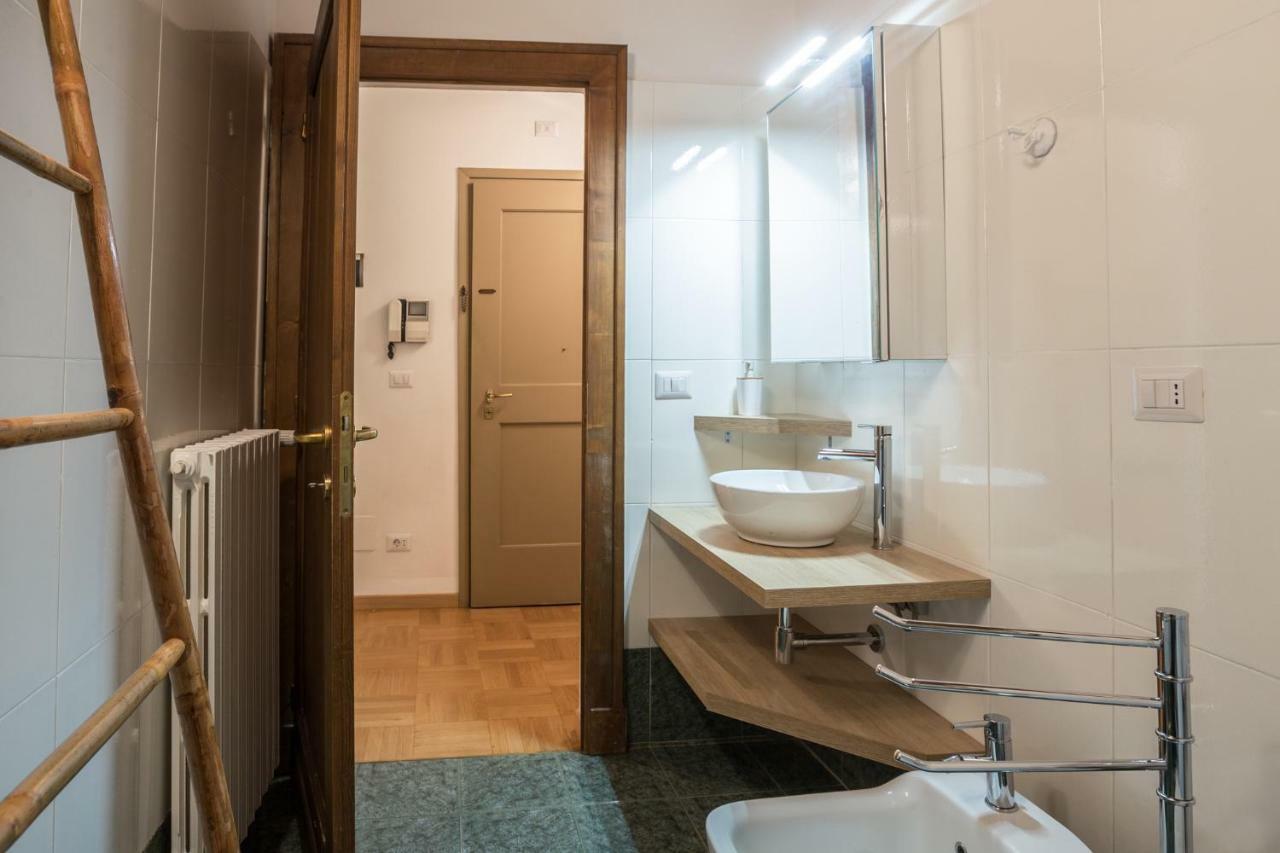 Palazzo Bocchi - The Place Apartments Bolonya Dış mekan fotoğraf